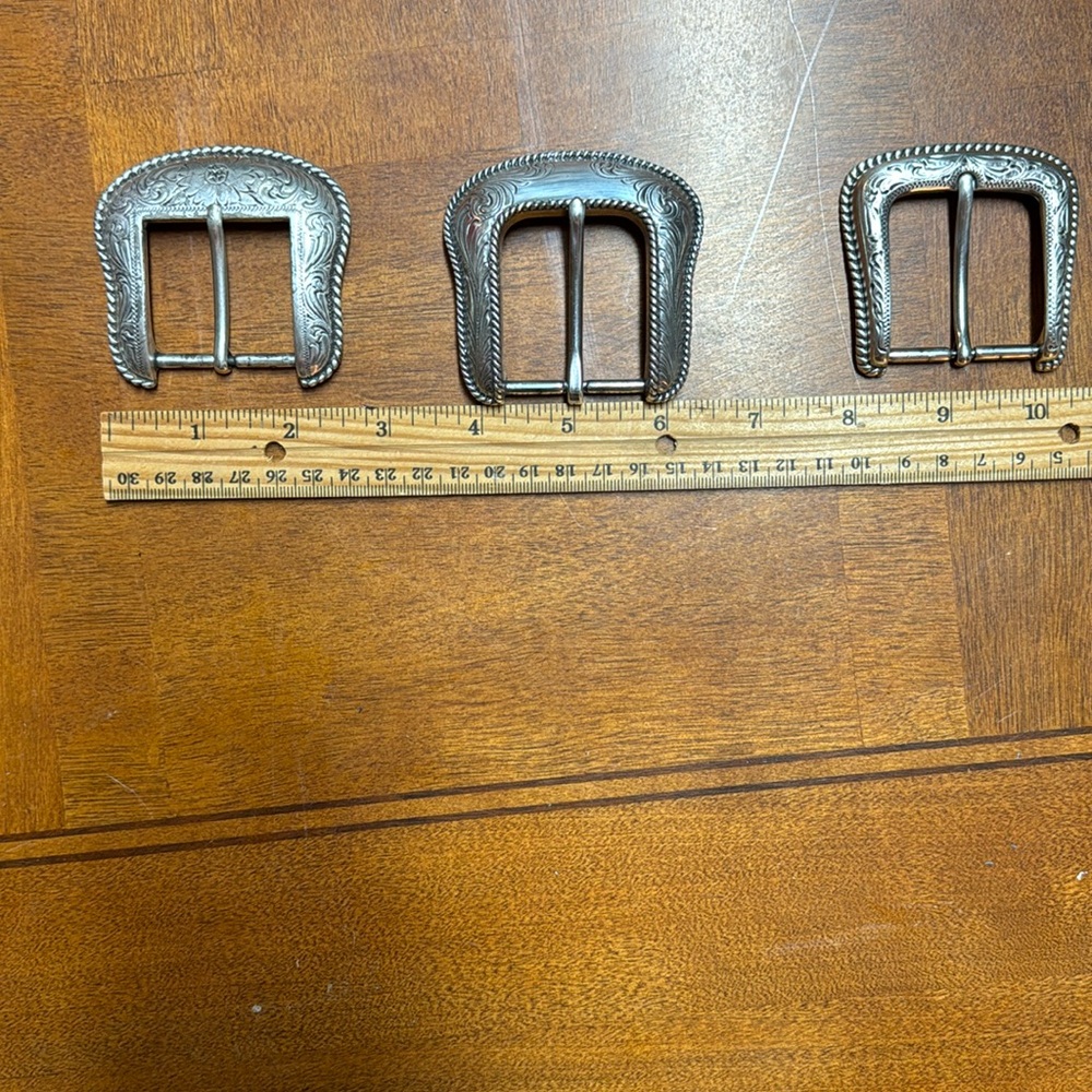 Belt buckles